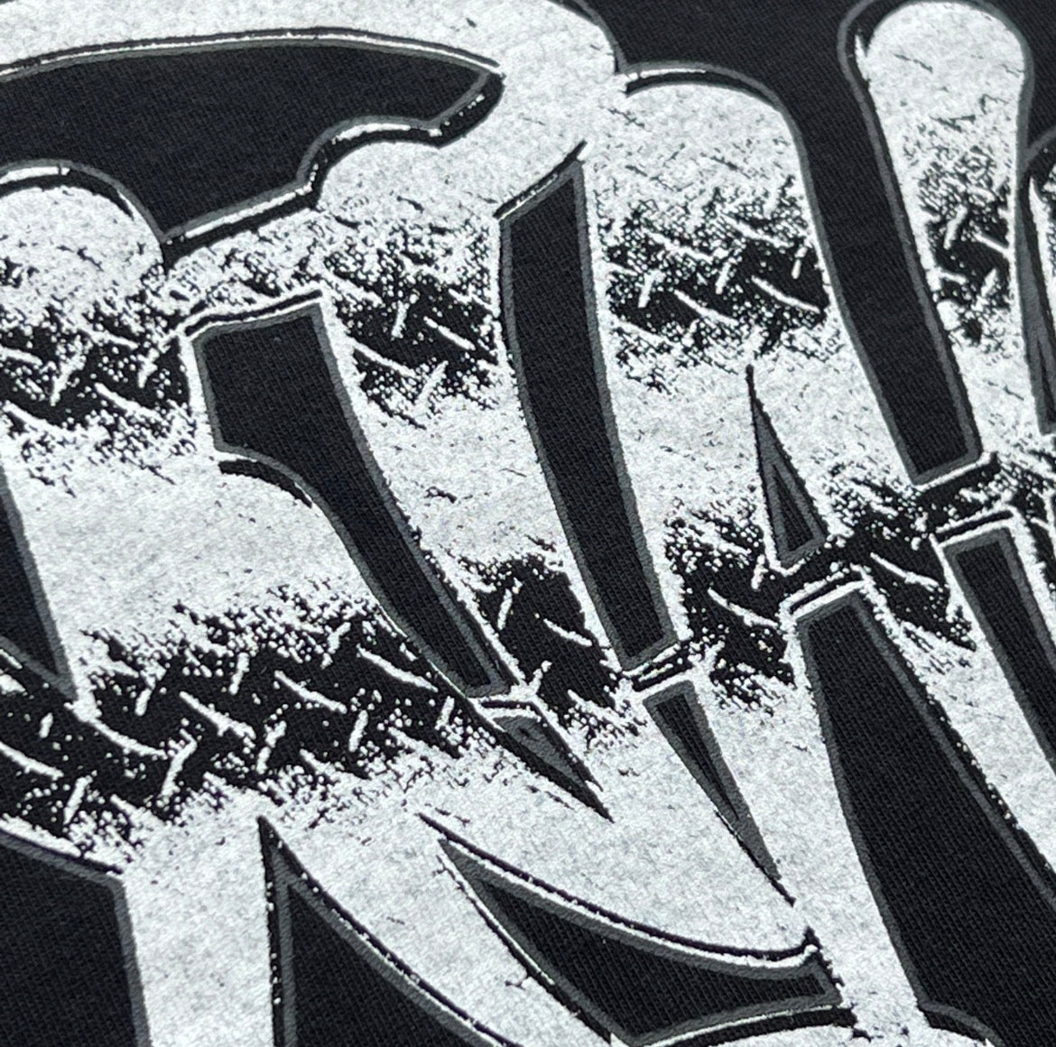 Syna World OG Steel Logo T-shirt - Black