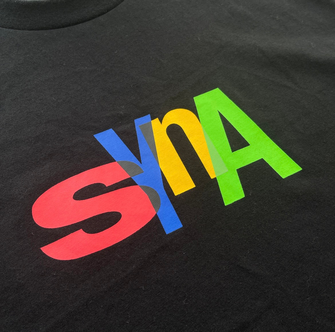 Syna World Positive Feedback T-shirt - Black