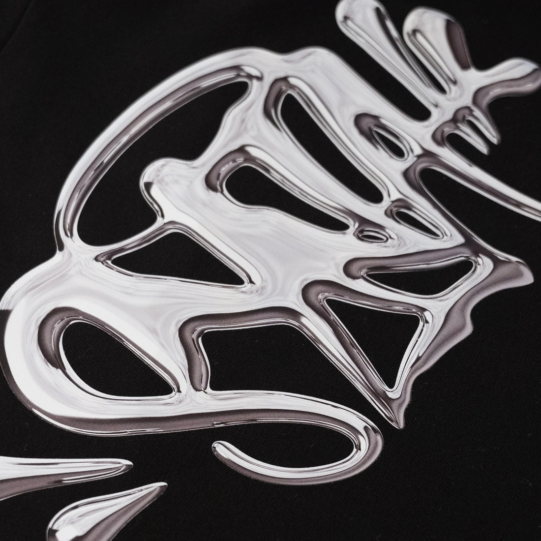 Syna World Chrome Logo T-shirt - Black