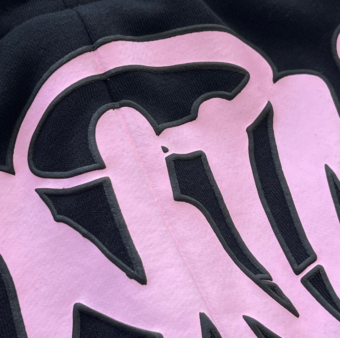 Syna World OG Tracksuit - Black/Pink
