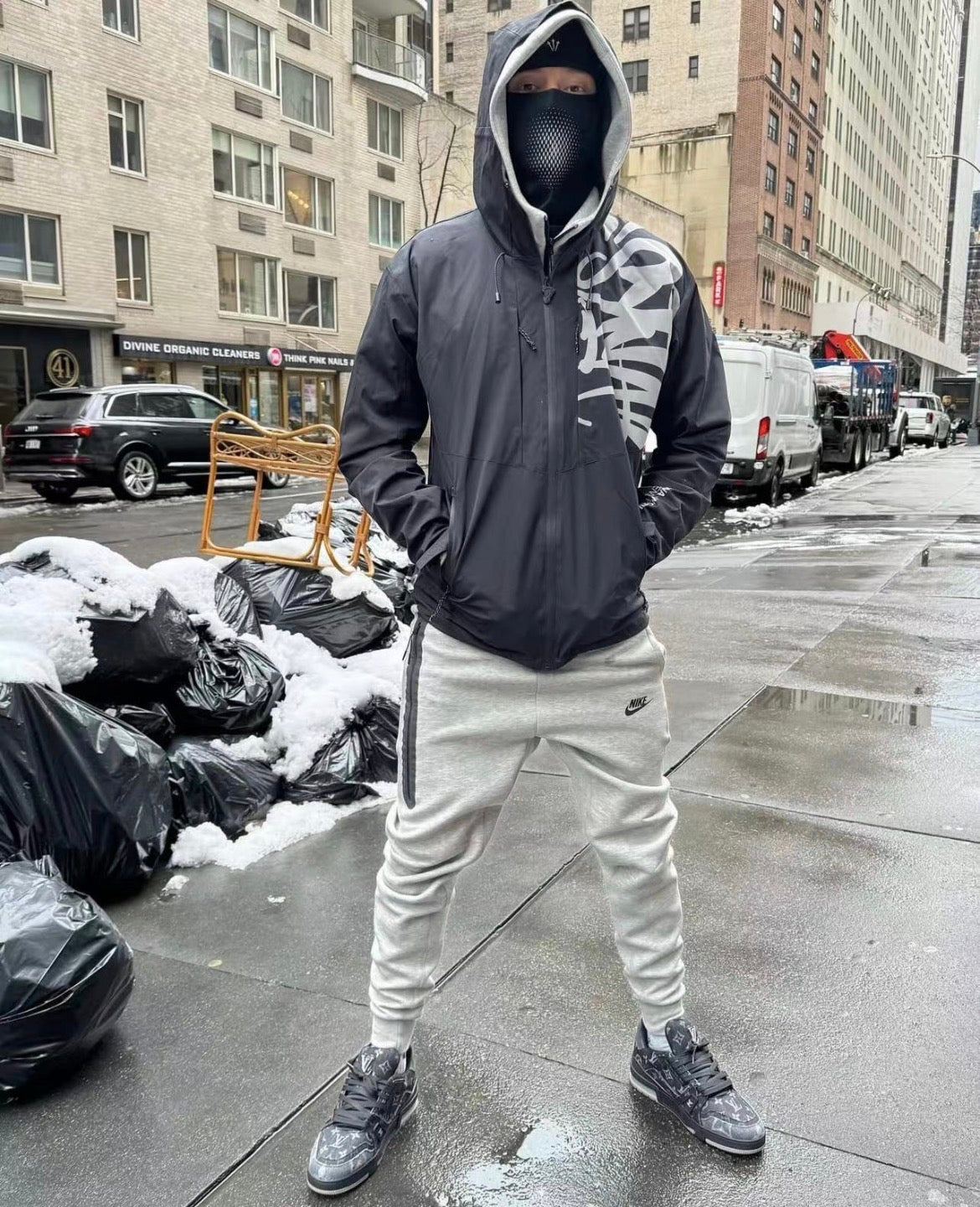 Syna World Trek Jacket - Black