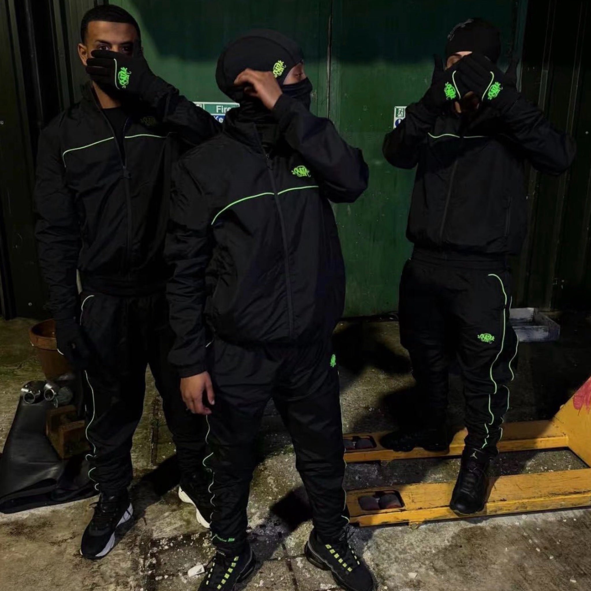 Syna Shell Tracksuit - Black/Green